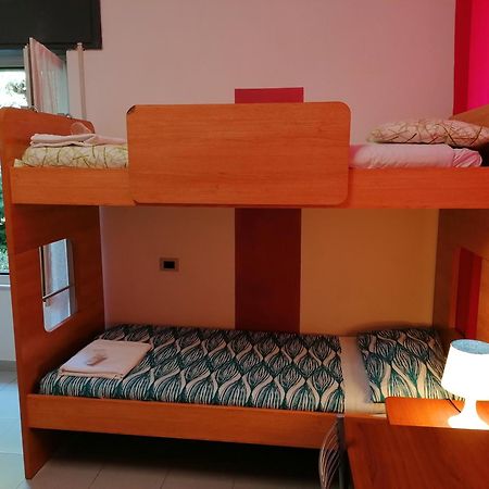 Perla Del Levante Hostel ฟรามูรา ห้อง รูปภาพ