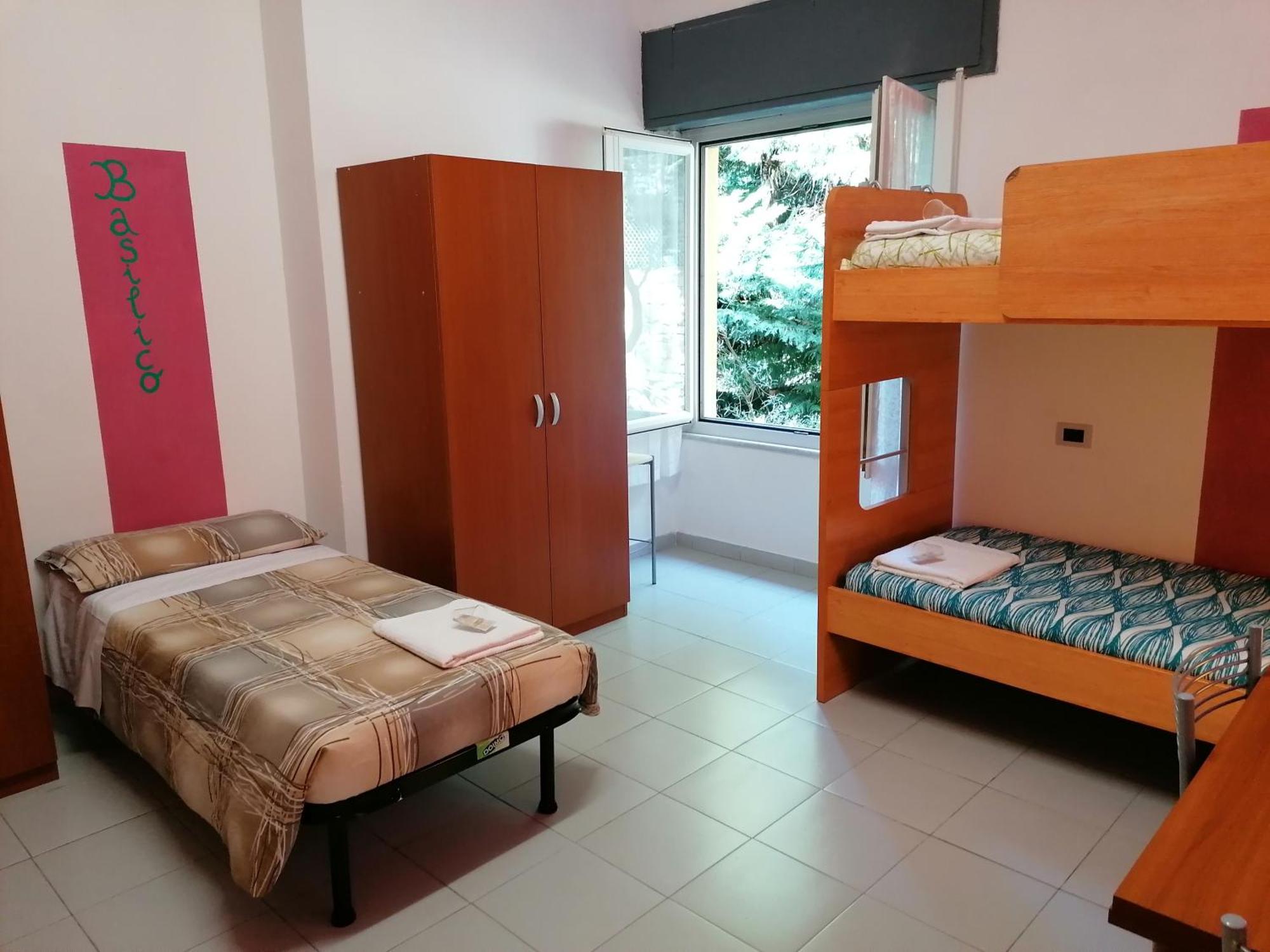 Perla Del Levante Hostel ฟรามูรา ห้อง รูปภาพ